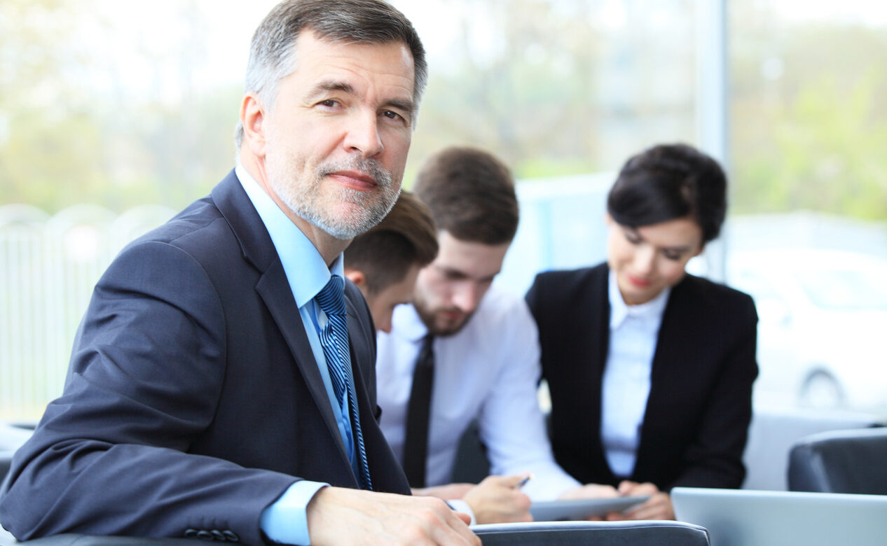 No vendemos IA. Construimos tu confianza en la IA.